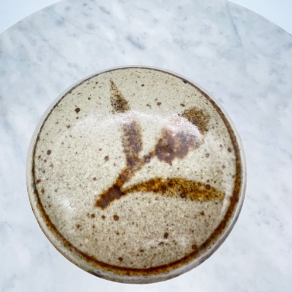 Handmade Pottery Jar Lid Earthenware Stoneware Beige Brown Speckle Plant Motif - Picture 2 of 11